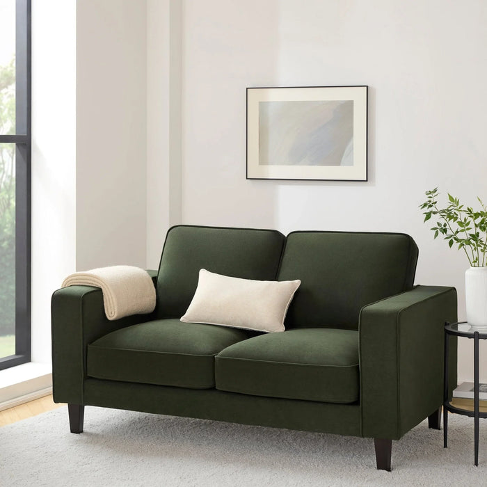 Solo Sofa Set